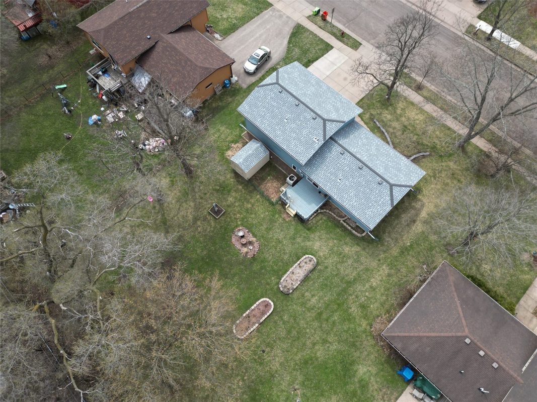 Residential at 2107 15th Street, Eau Claire, WI 54703 — photo 39