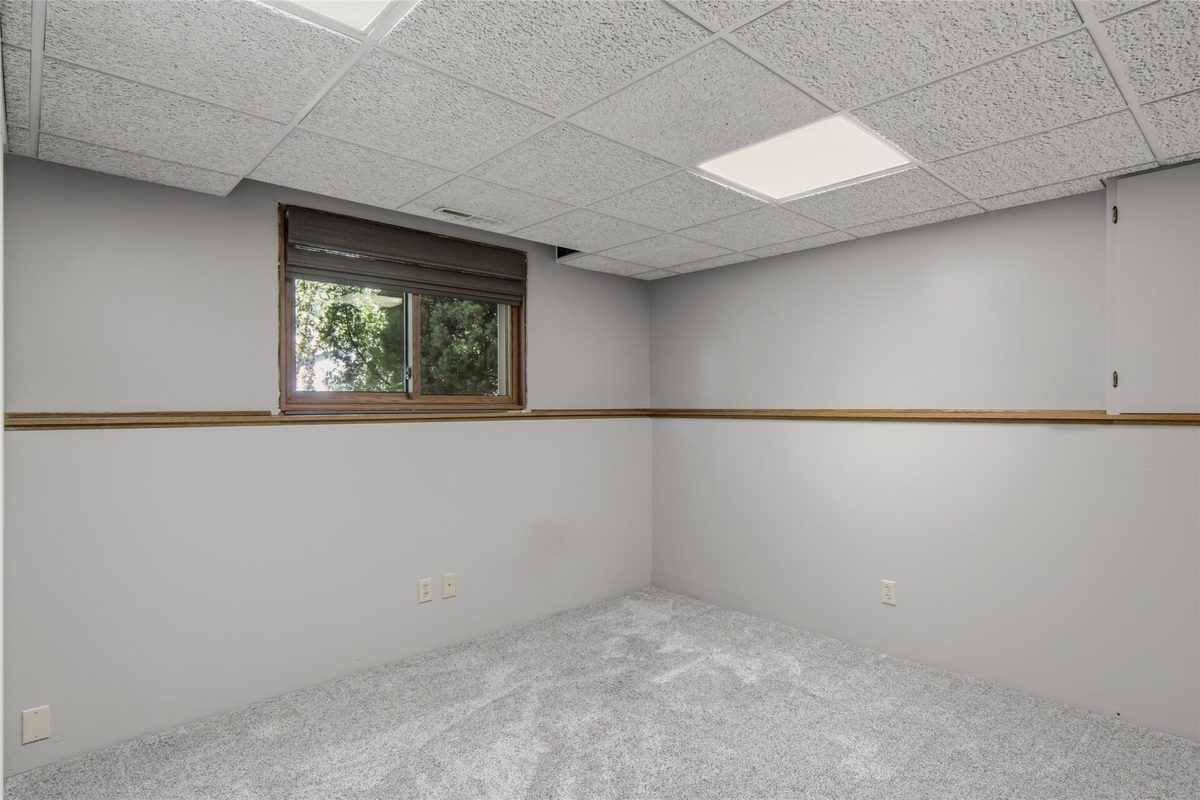 3721 Maywood Drive, Eau Claire WI 54703 - Residential house for sale - MLS #1604369 - image21