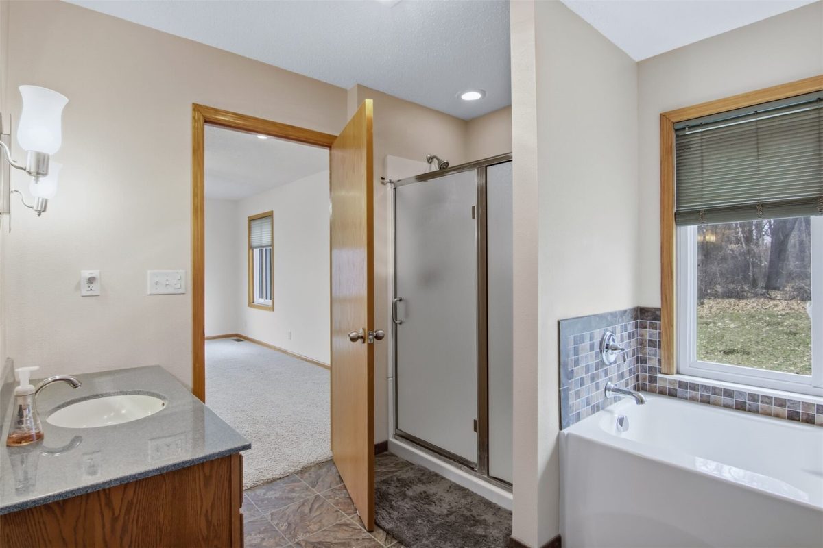 S8280 Lowes Creek Road, Eau Claire WI 54701 - Residential house for sale - MLS #1604237 - image12