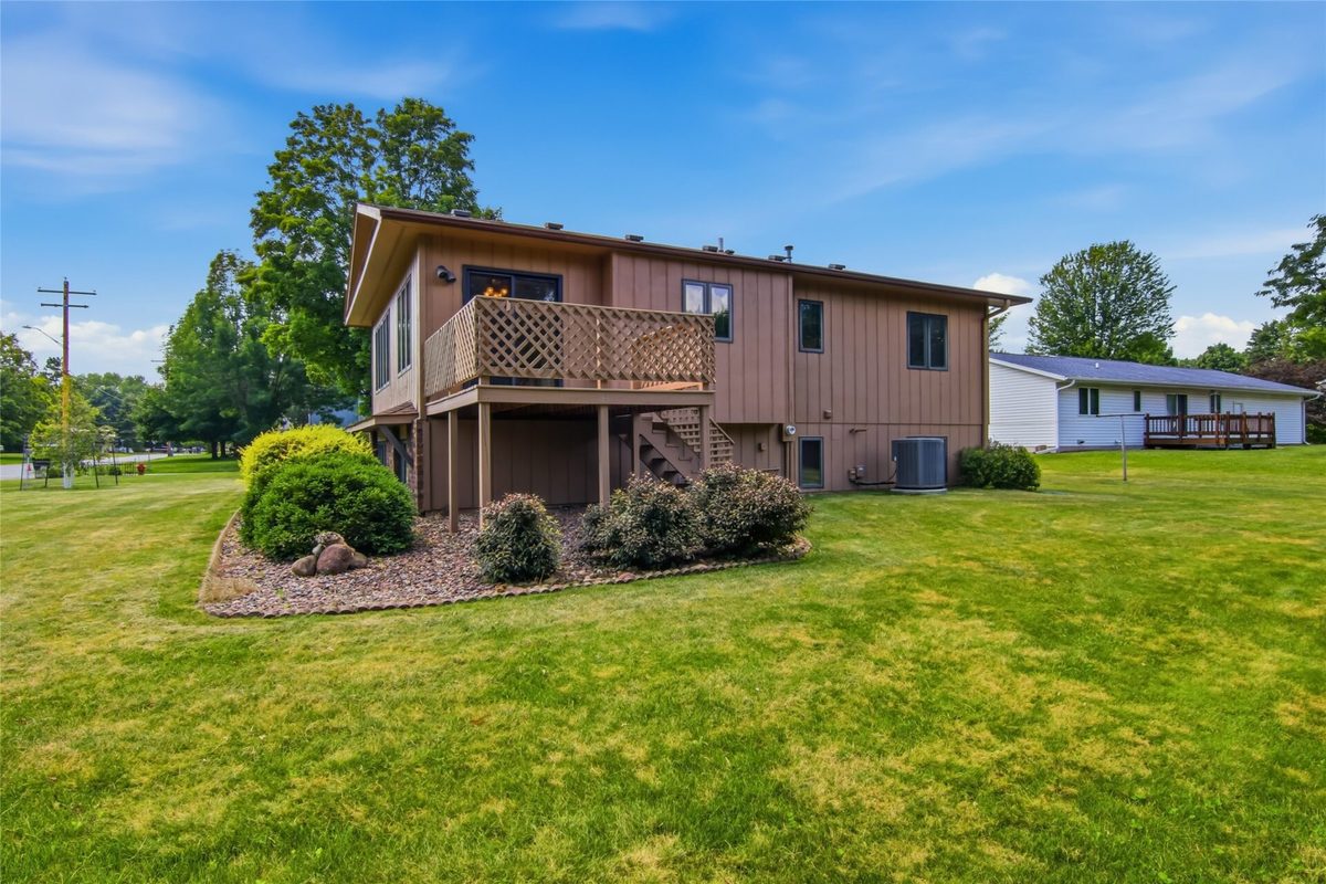 2003 4th Avenue, Menomonie WI 54751 - Residential house for sale - MLS #1602828 - image33
