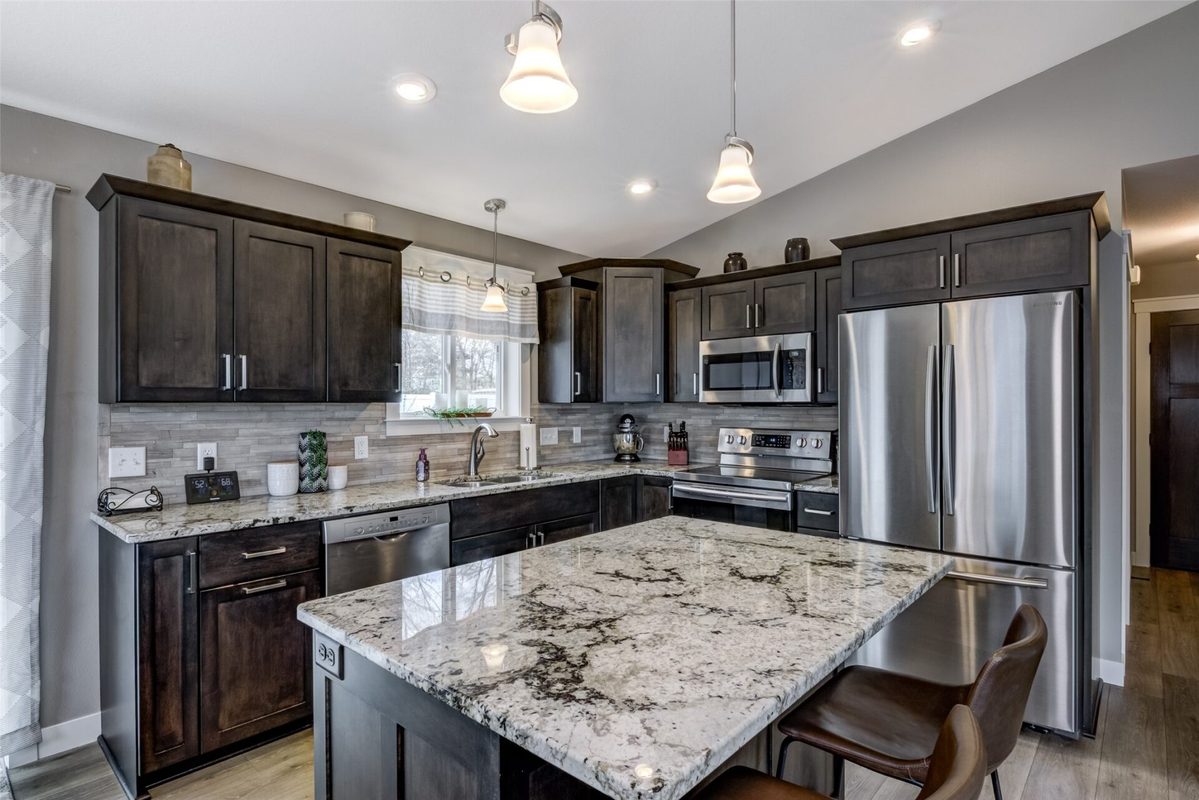 896 Glacier Drive, Altoona WI 54720 - Residential house for sale - MLS #1601095 - image5
