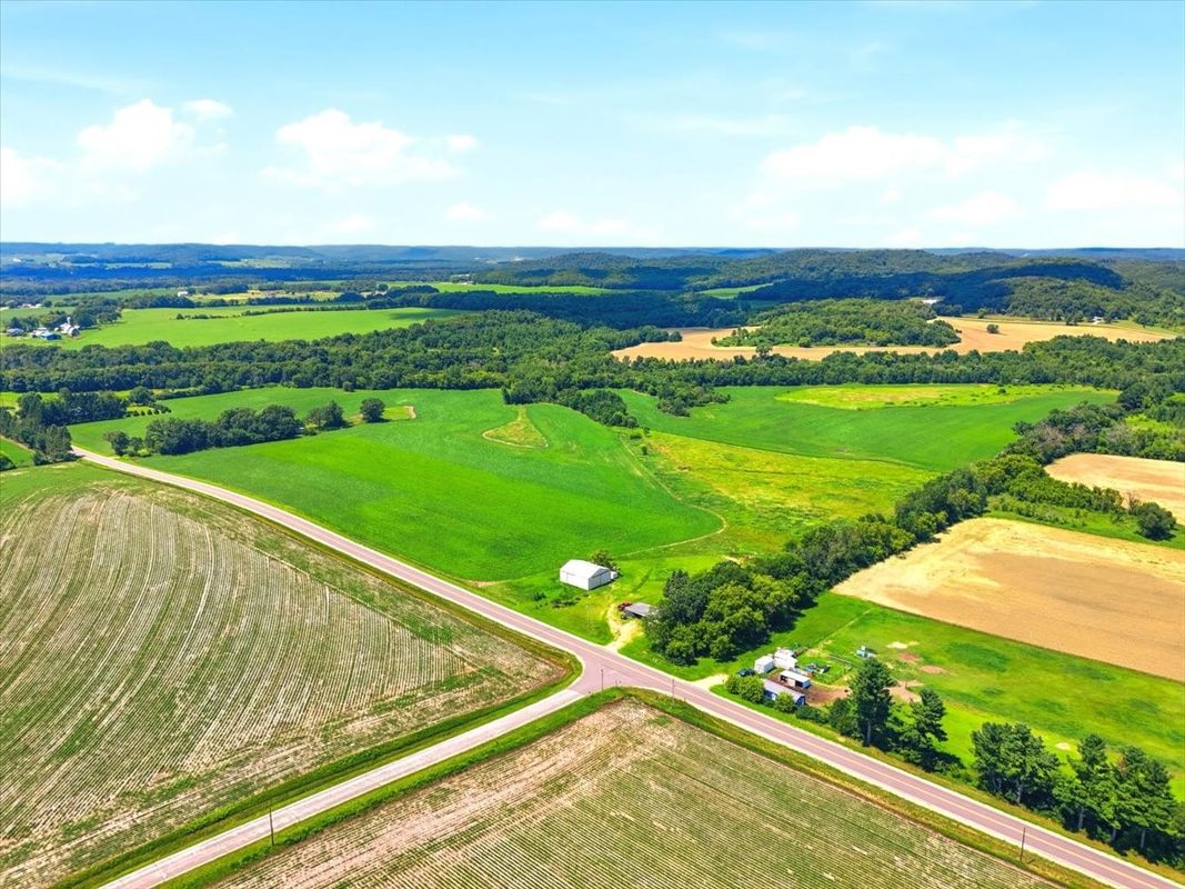 N1405 County Road Z, Eau Galle WI 54737 - Residential house for sale - MLS #1603134 - image19