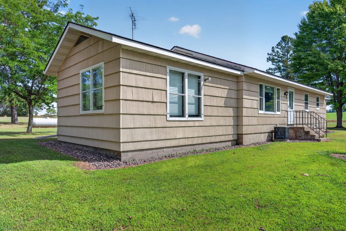 2513 E Grenquist Lake Lane, Cumberland WI 54829 - Residential house for sale - MLS #1604692 - image17