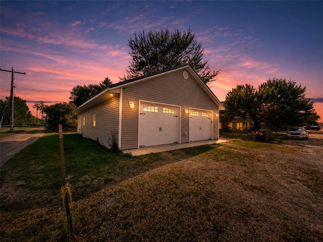 1632 Tainter, Menomonie WI 54751 - Residential house for sale - MLS #1604255 - image2