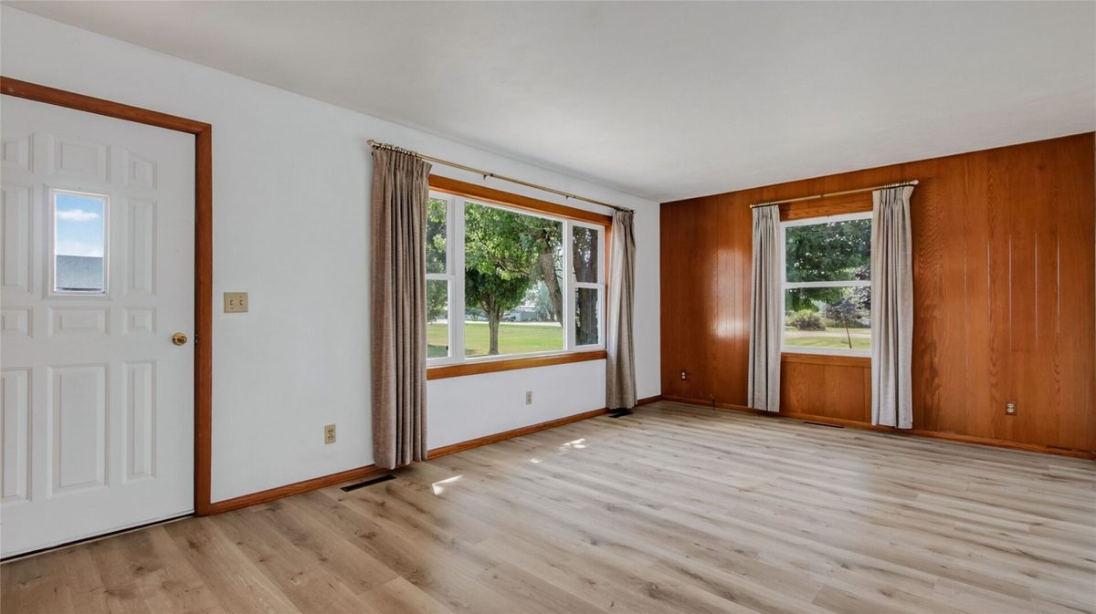19729 County Highway F, Bloomer WI 54724 - Residential house for sale - MLS #1604655 - image2