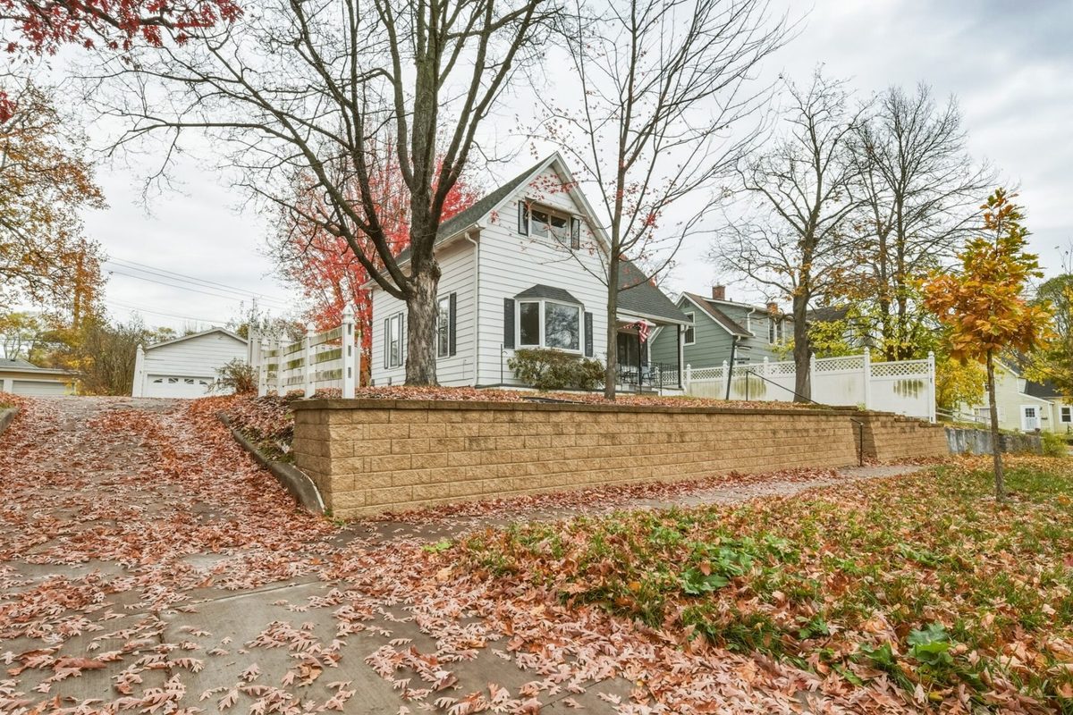 509 Spring Street, Eau Claire WI 54703 - Residential house for sale - MLS #1606361 - image2