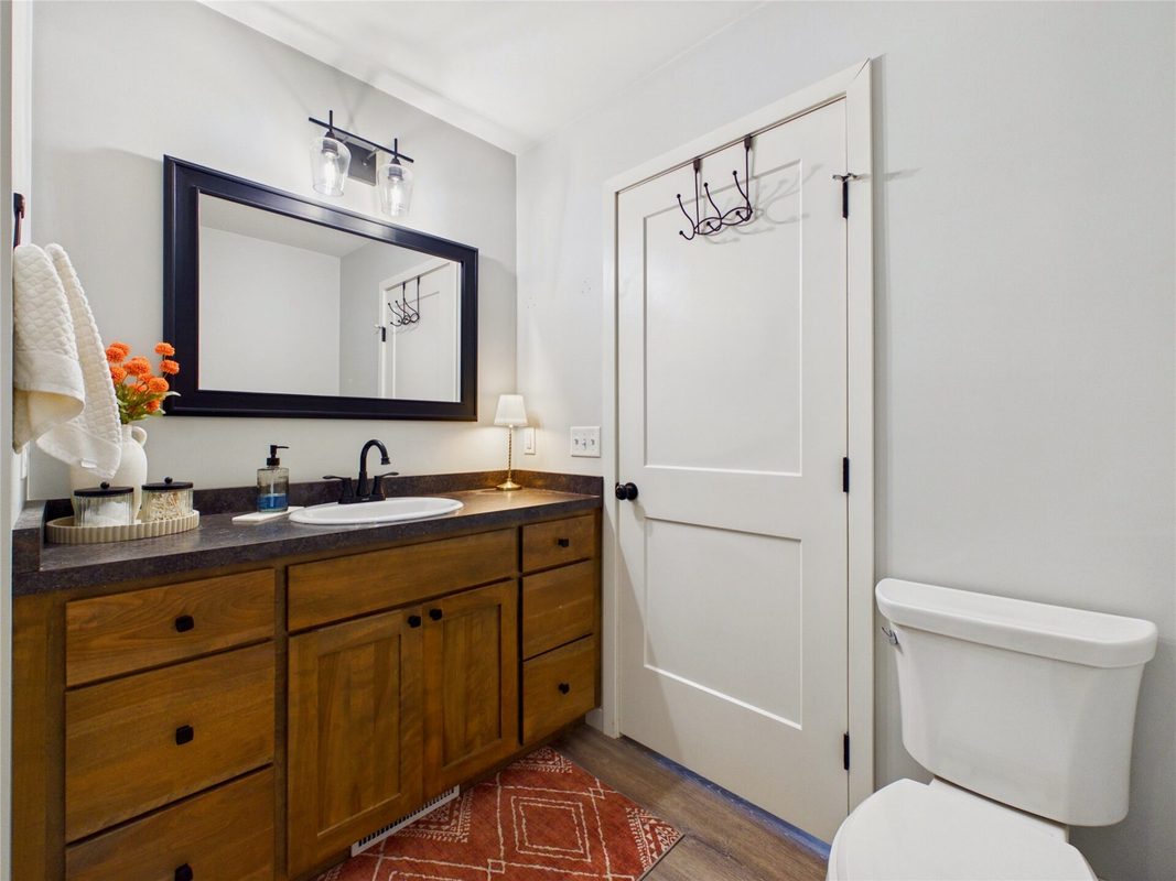10764 August Lane, Hayward, WI