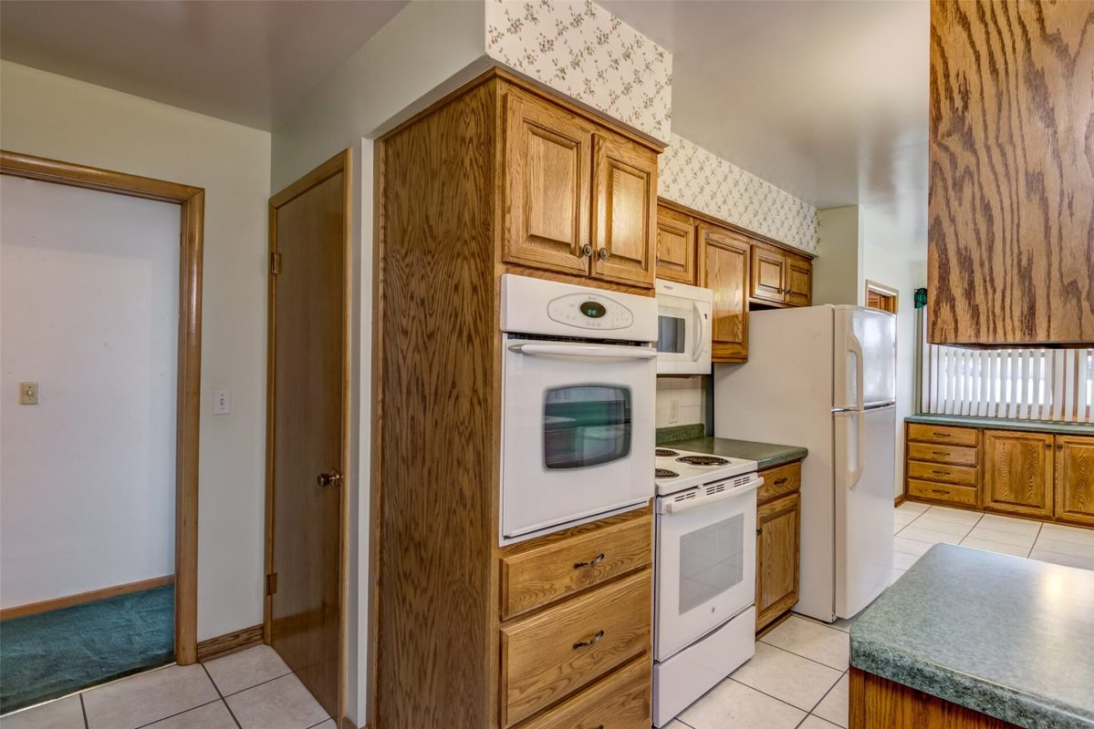 248 Mills Street Cadott WI 54727 — photo 10