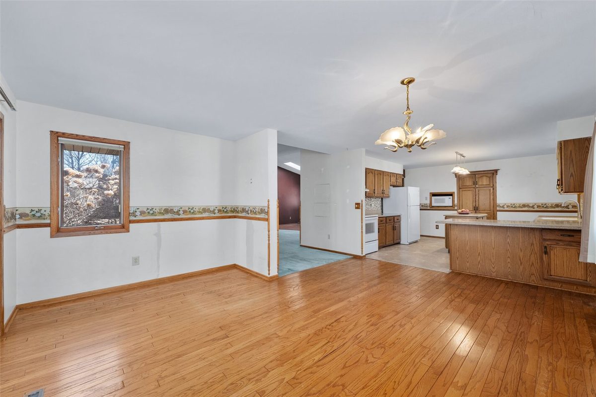 17042 54th Avenue, Chippewa Falls, WI