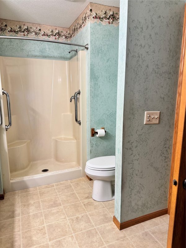 Residential at 945 Cambridge Court, Altoona, WI 54720 — photo 25