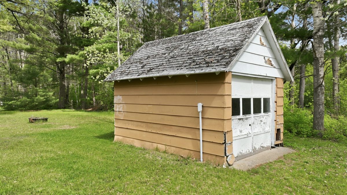 26660 County Road M, Holcombe, WI