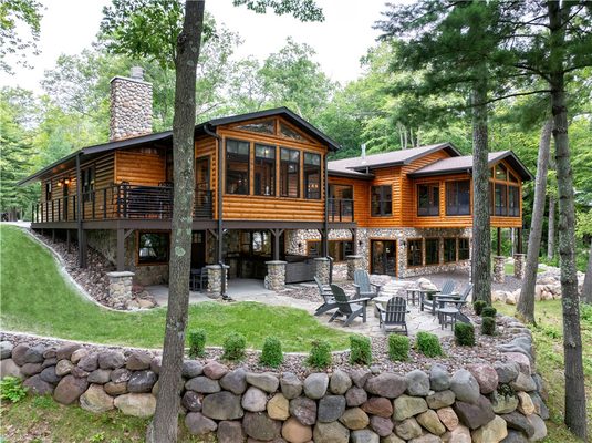 15648W Victory Heights Circle Stone Lake WI 54876
