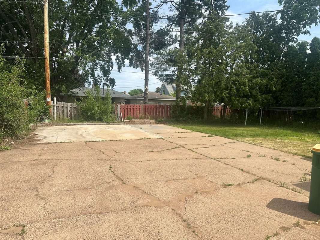 1914 Hopkins Avenue, Eau Claire WI 54701 - ResidentialIncome house for sale - MLS #1602268 - image19