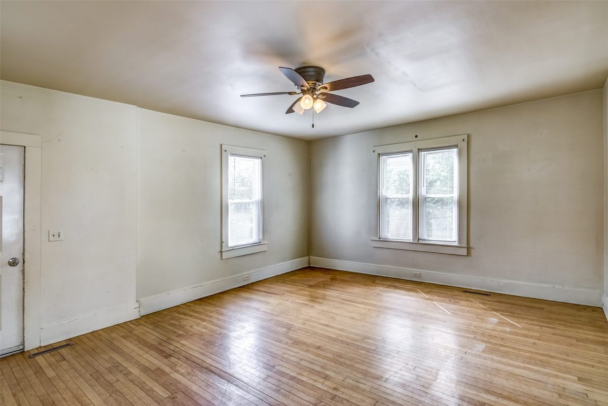 1022 Madison Street, Eau Claire WI 54703 - Residential house for sale - MLS #1604163 - image3