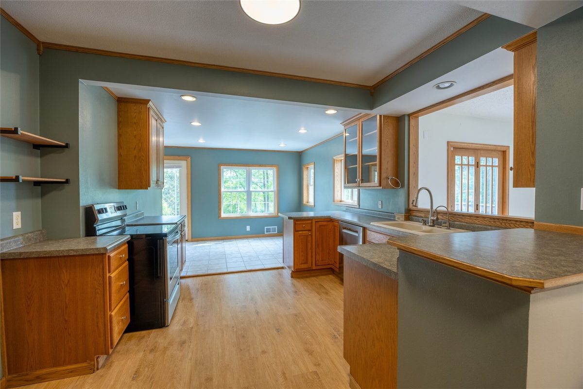 814 Menasha Avenue, Ladysmith WI 54848 - Residential house for sale - MLS #1601588 - image10