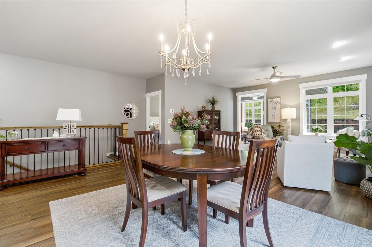 4523 Village Oaks Circle, Eau Claire WI 54701 - Residential house for sale - MLS #1602689 - image12