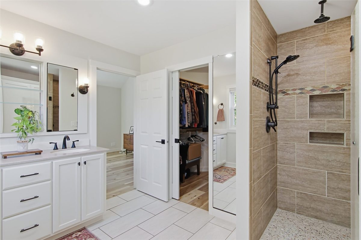 E4520 Woodfield Road, Eau Claire WI 54701 - Residential house for sale - MLS #1606297 - image15