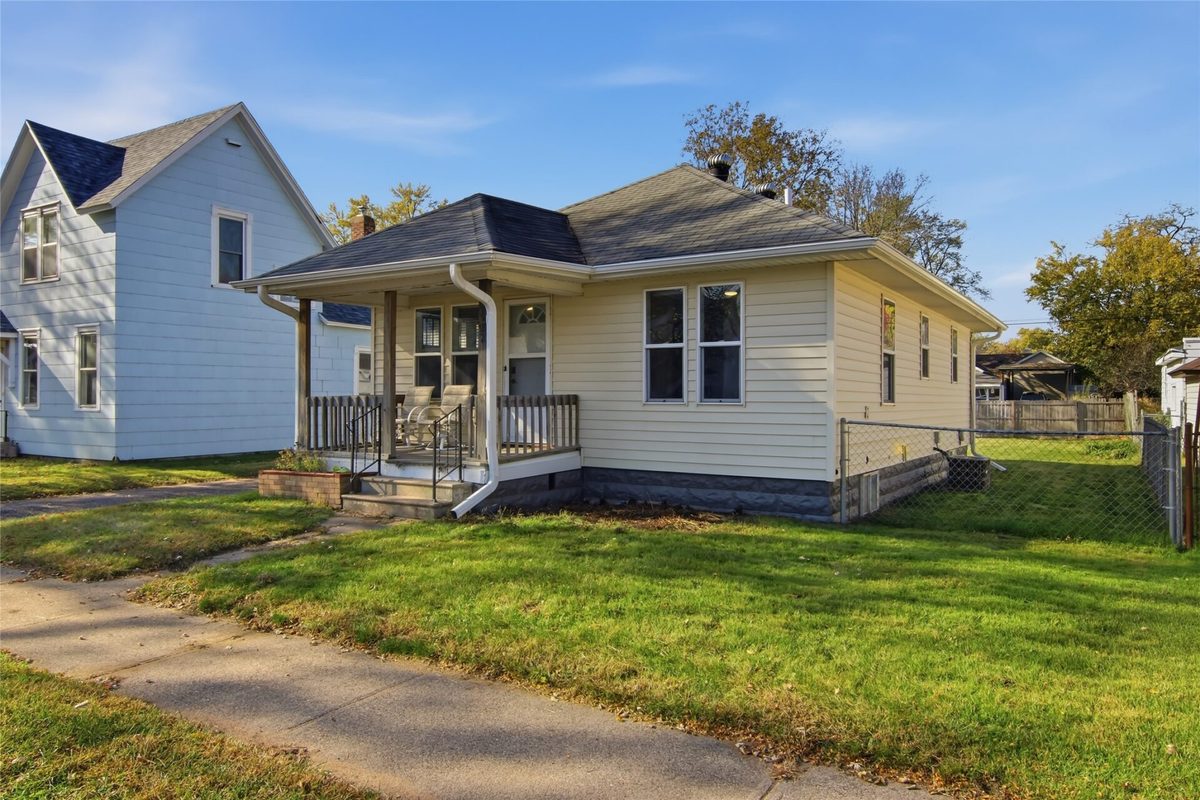2422 4th Street, Eau Claire WI 54703 - Residential house for sale - MLS #1606149 - image3