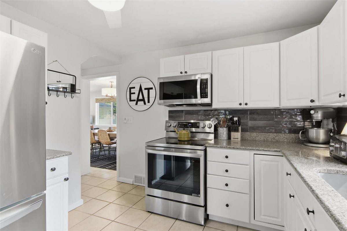 1810 Lyndale Avenue, Eau Claire WI 54701 - Residential house for sale - MLS #1604078 - image8