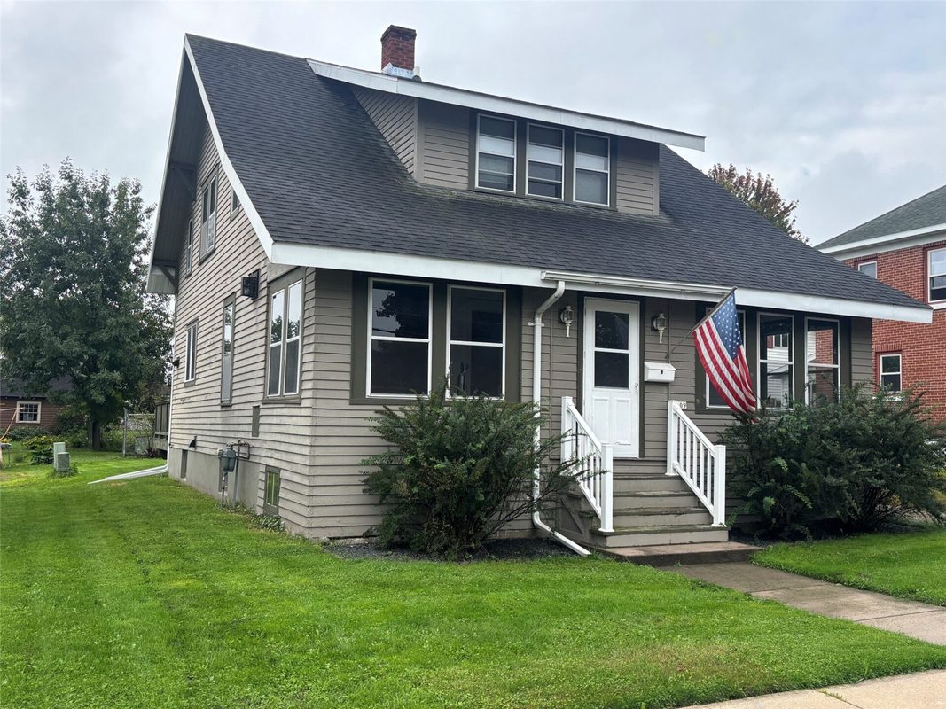 609 Jefferson Street, Arcadia WI 54612 - Residential house for sale - MLS #1605475 - image2