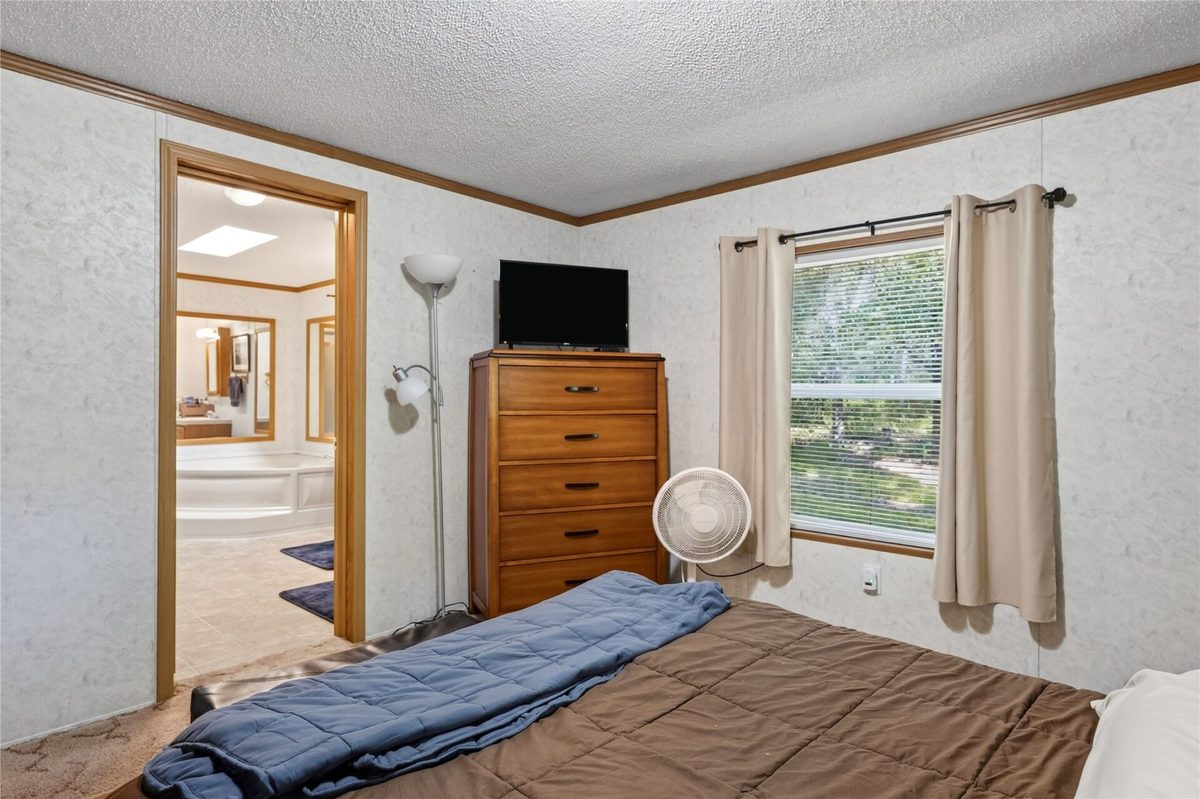 3670 Deer Lodge Drive, Danbury WI 54830 - Residential house for sale - MLS #1602593 - image16