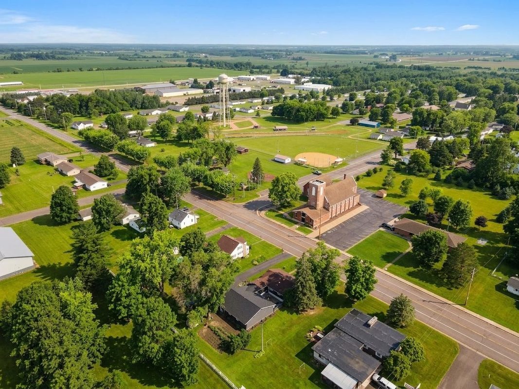 310 Clinton Street, Almena WI 54805 - Residential house for sale - MLS #1602802 - image4