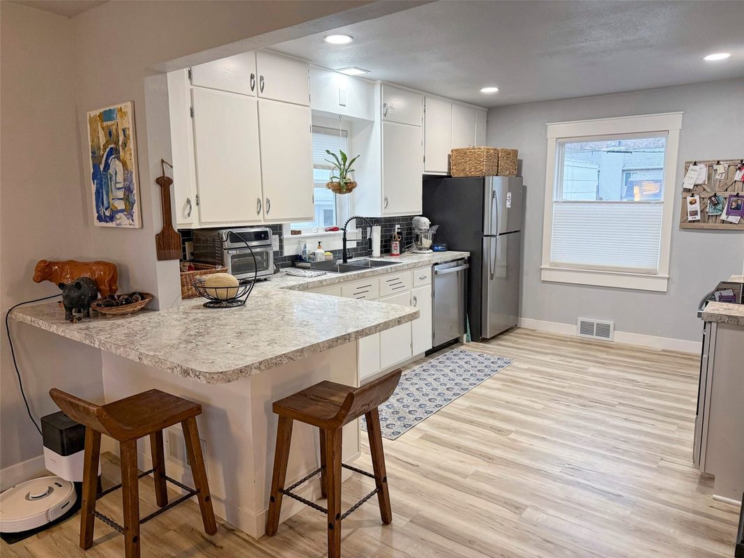 2134 14th Street Eau Claire WI 54703 — photo 4