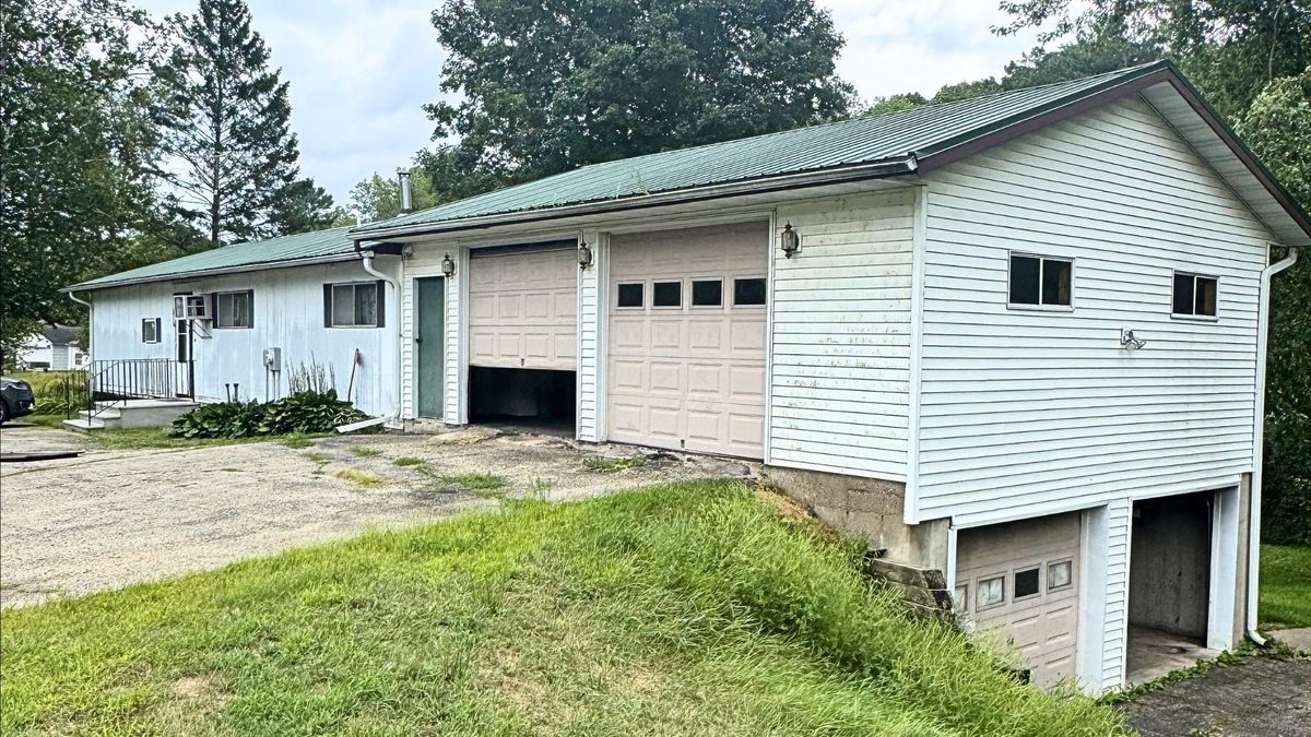 E4072 440th Avenue, Menomonie WI 54751 - Residential house for sale - MLS #1604712 - image2