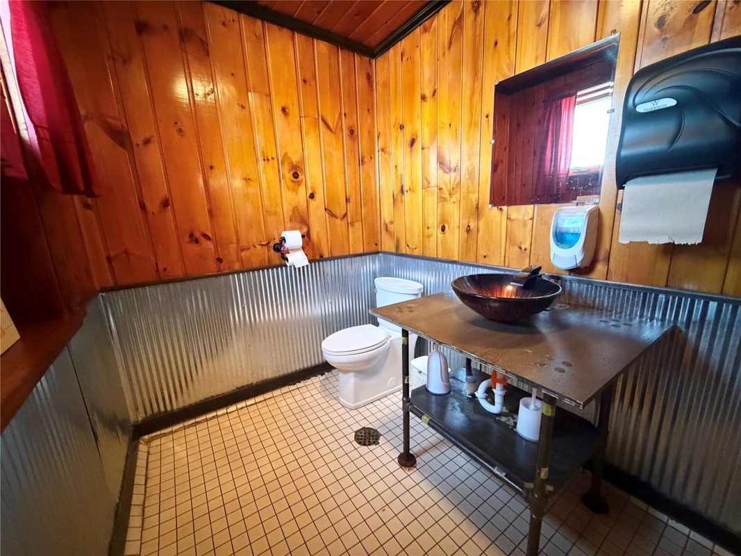 14951 State Highway 124, Chippewa Falls WI 54729 - CommercialSale house for sale - MLS #1599567 - image10
