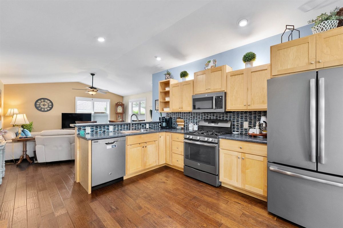 1715 Clairemont Avenue, Eau Claire WI 54701 - Residential house for sale - MLS #1602960 - image12