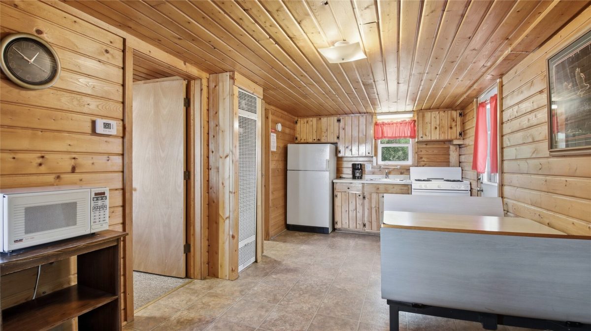 7444 Pats Landing Road, Hayward WI 54843 - Residential house for sale - MLS #1602109 - image9