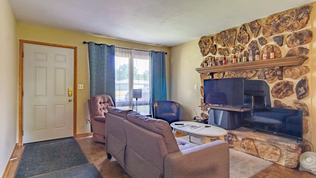 2918-20 Leslie Lane, Eau Claire WI 54703 - ResidentialIncome house for sale - MLS #1601775 - image19