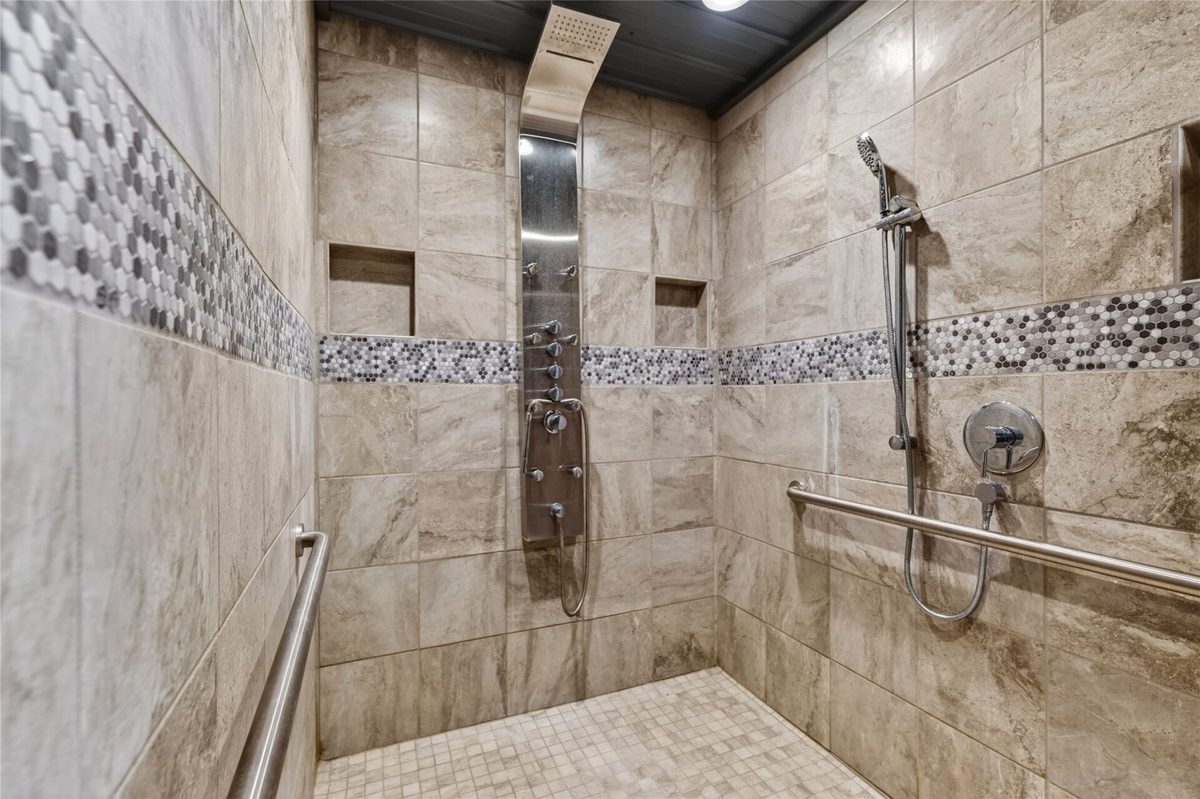 N5502 Oakwood Drive, Spooner WI 54801 - Residential house for sale - MLS #1601120 - image19