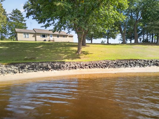 2513 E Grenquist Lake Lane Cumberland WI 54829