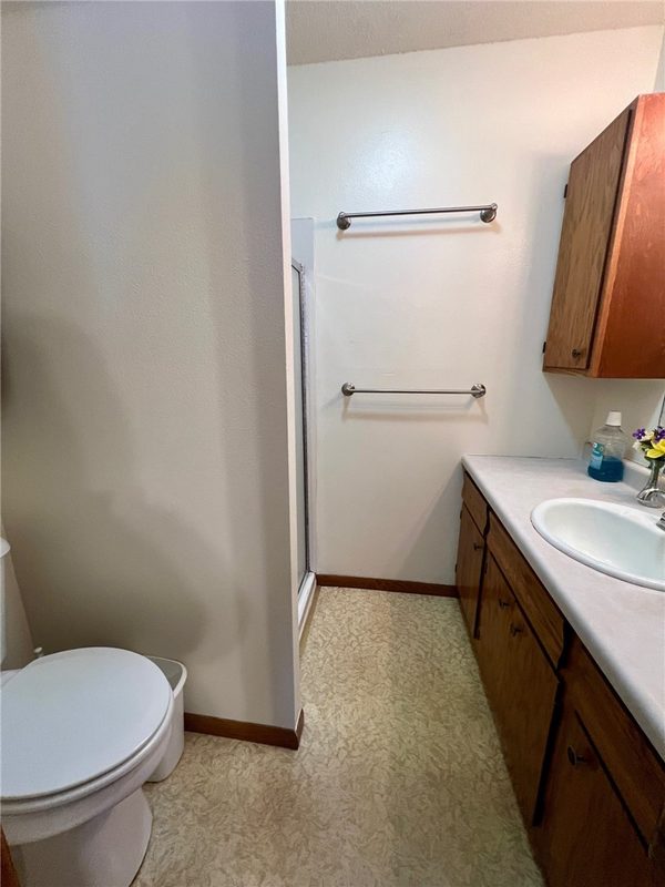 1439 E Maple Avenue, Barron, WI — photo 24