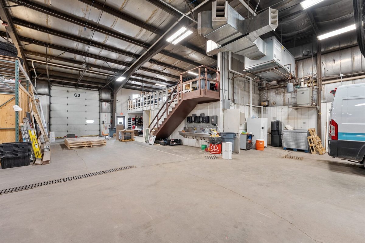 2725 & 2720 Arbor Court, Eau Claire WI 54701 - CommercialSale house for sale - MLS #1601993 - image10