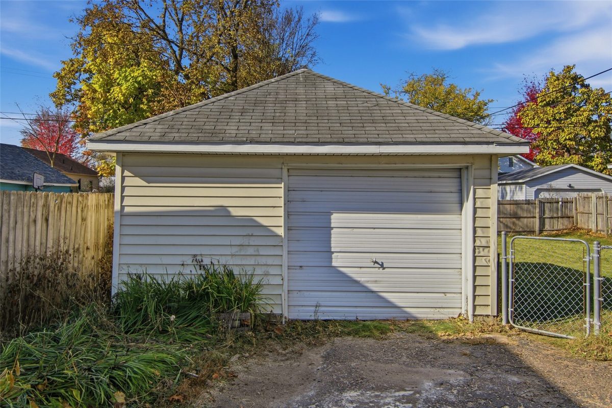 2422 4th Street, Eau Claire WI 54703 - Residential house for sale - MLS #1606149 - image30