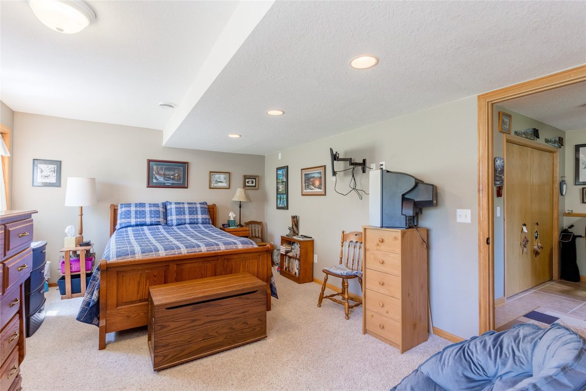 956 Sunflower Way, Amery, WI