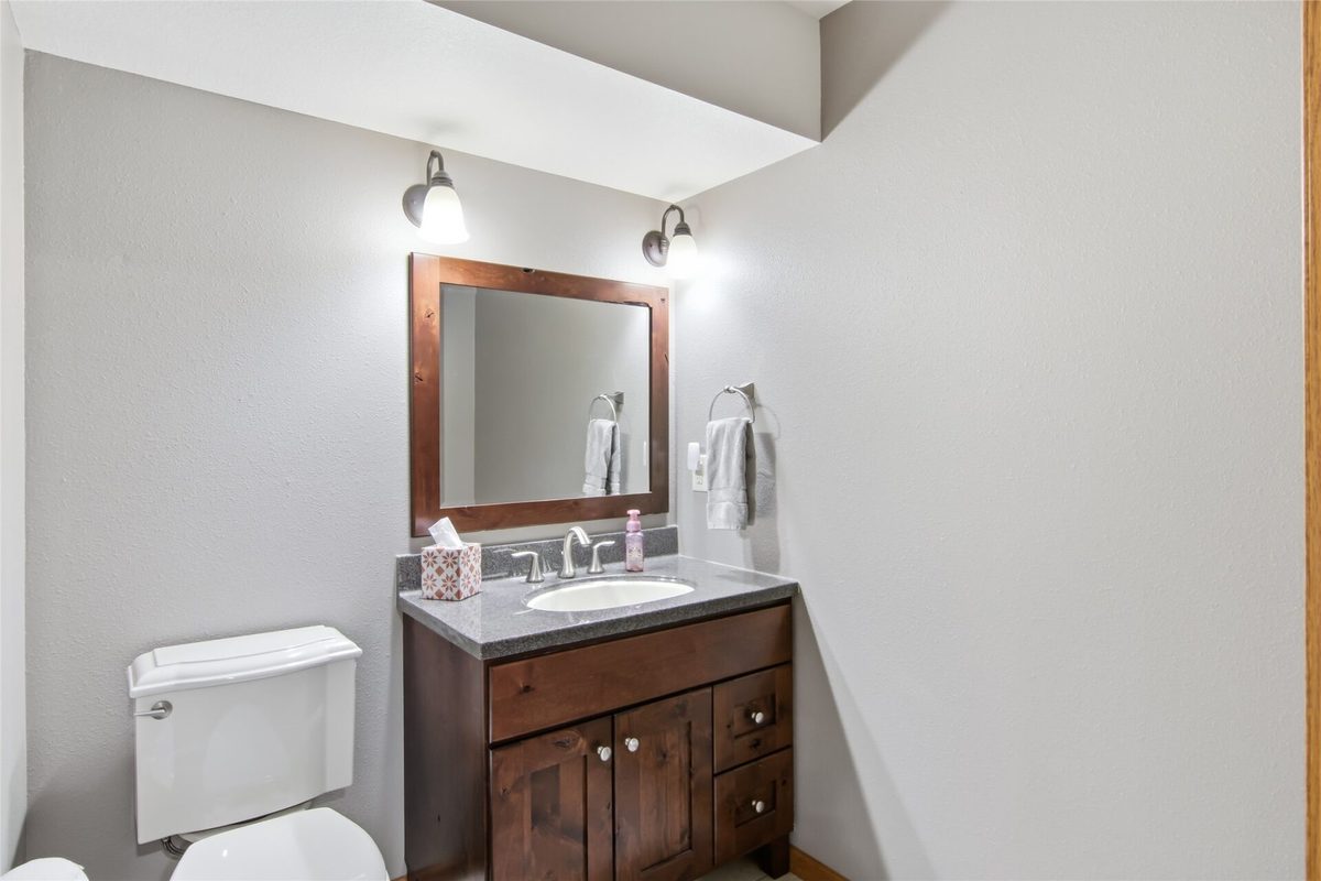 W245 Woodridge Drive, Eau Claire WI 54701 - Residential house for sale - MLS #1602701 - image32