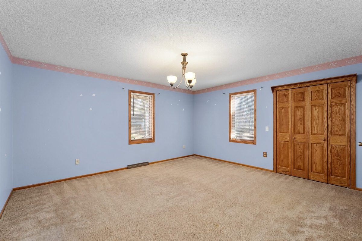 17042 54th Avenue, Chippewa Falls, WI