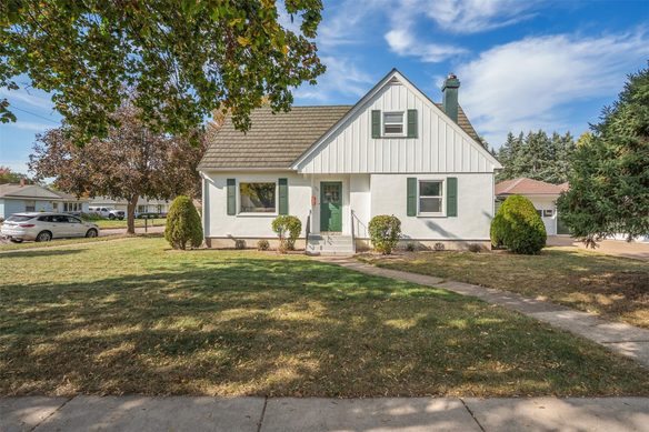 234 Lexington Boulevard, Eau Claire WI 54701 - Residential house for sale - MLS #1605941 - image1