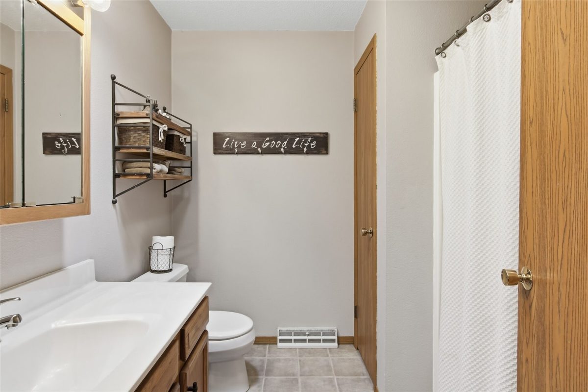 6903 Julius Drive, Eau Claire WI 54701 - Residential house for sale - MLS #1603732 - image17