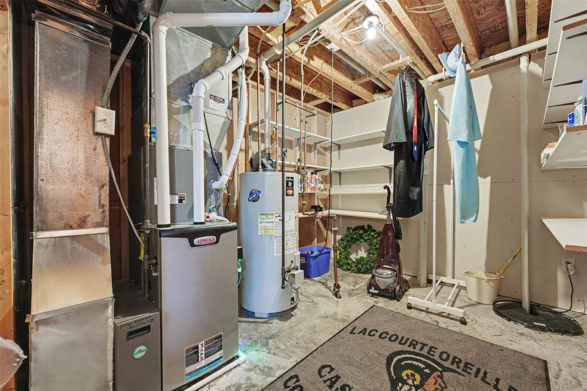 221 La Mans Lane, Eau Claire WI 54703 - Residential house for sale - MLS #1604868 - image35