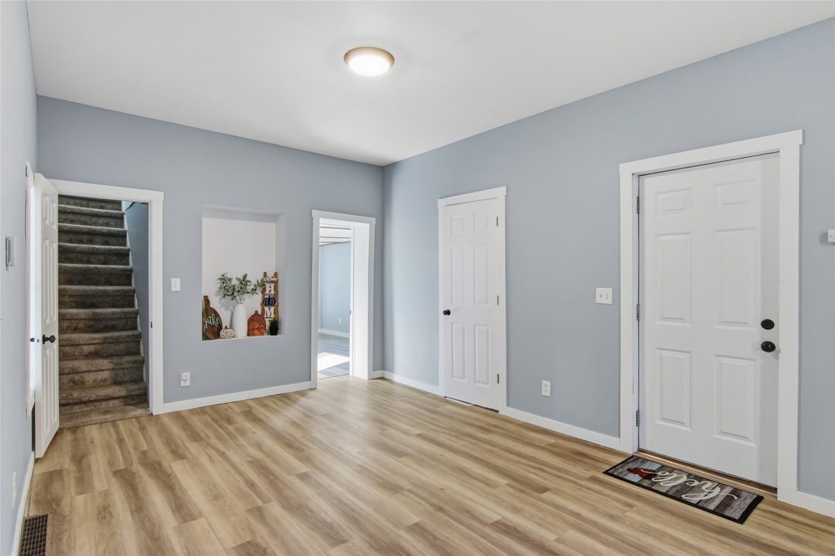 2015 2nd Street, Eau Claire WI 54703 - Residential house for sale - MLS #1605608 - image11