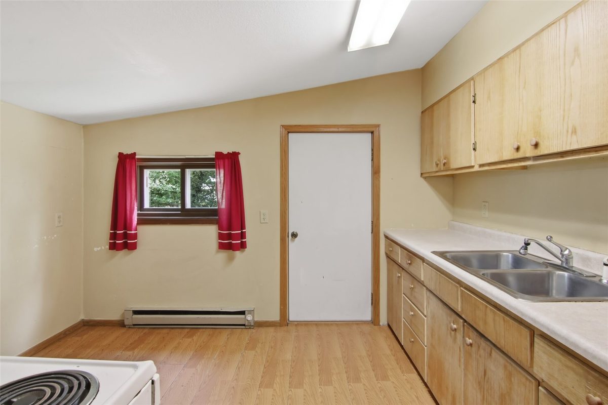2718 North Lane, Eau Claire WI 54703 - Residential house for sale - MLS #1604601 - image8
