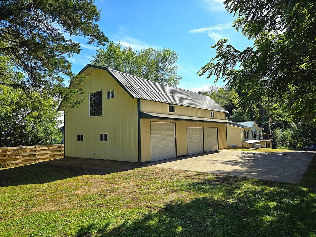 131 2nd Avenue, Clear Lake WI 54005 - Residential house for sale - MLS #1605251 - image4