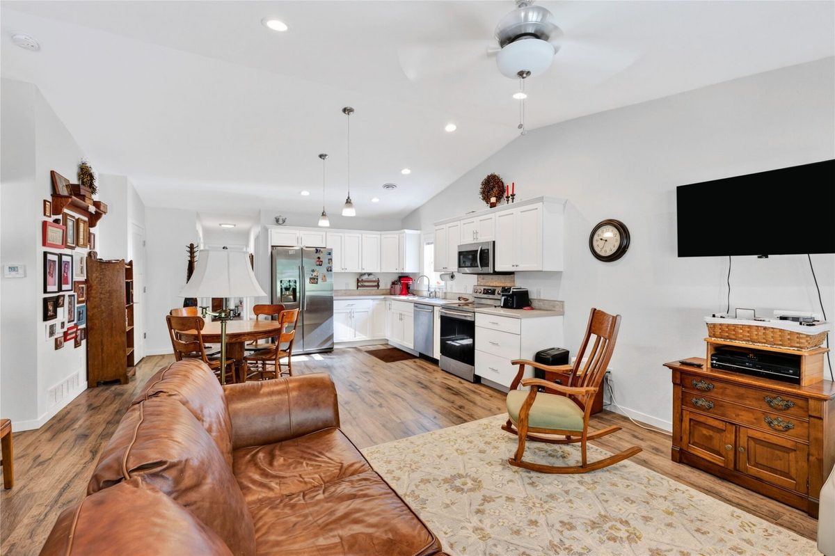 520 Ridgeway Avenue, Chetek WI 54728 - Residential house for sale - MLS #1604221 - image14