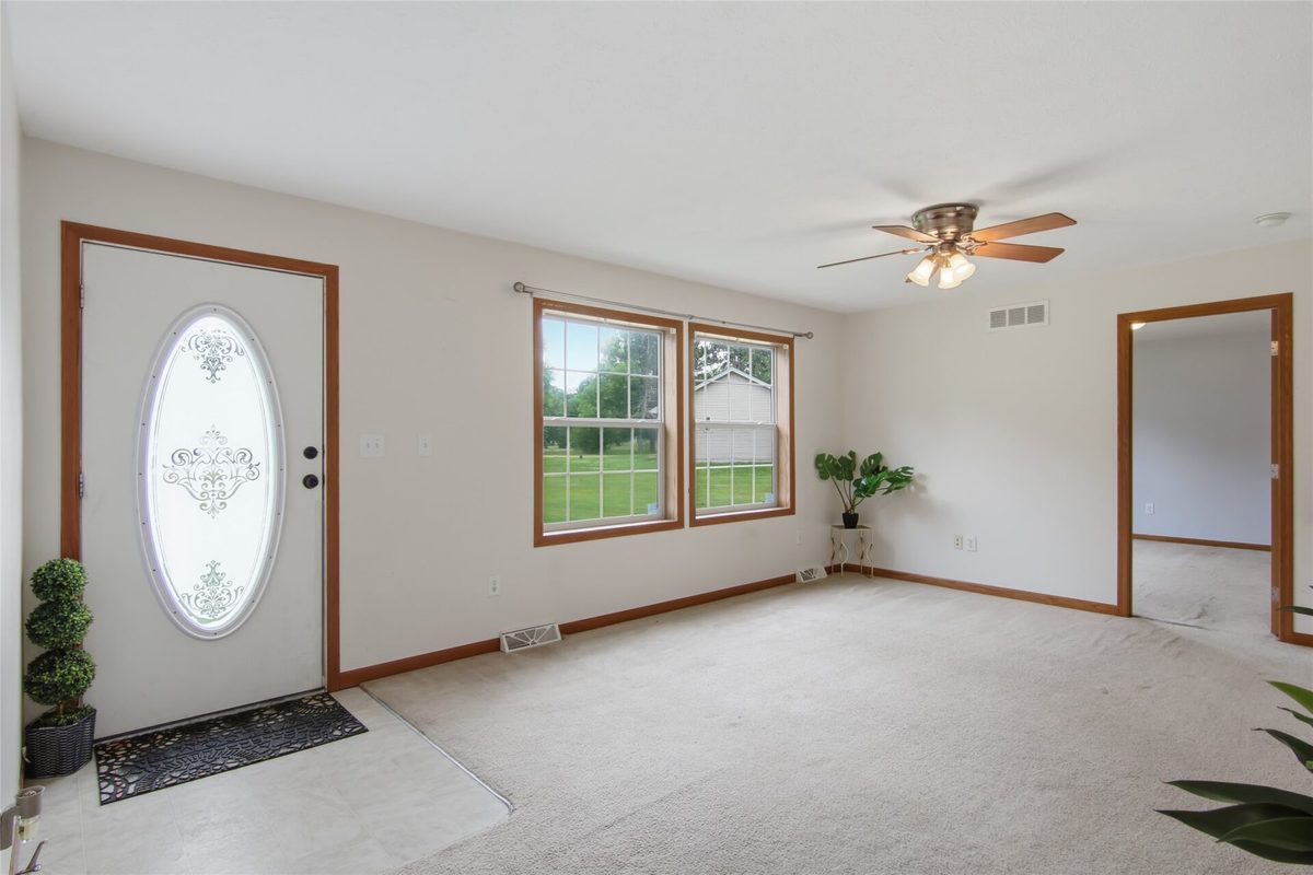 2433 15 1/4 Avenue, Rice Lake WI 54868 - Residential house for sale - MLS #1602666 - image2
