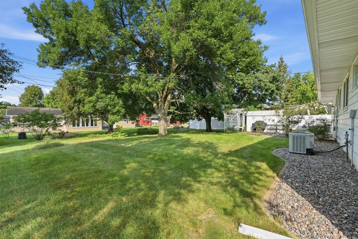 1002 Leonard Drive, Eau Claire WI 54703 - Residential house for sale - MLS #1604356 - image27