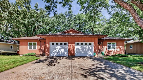 2810 & 2812 Hallie Lane  Eau Claire WI 54703